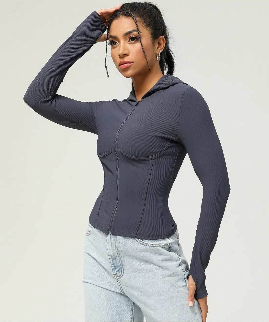 Slim fit långärmad sportjacka med huva