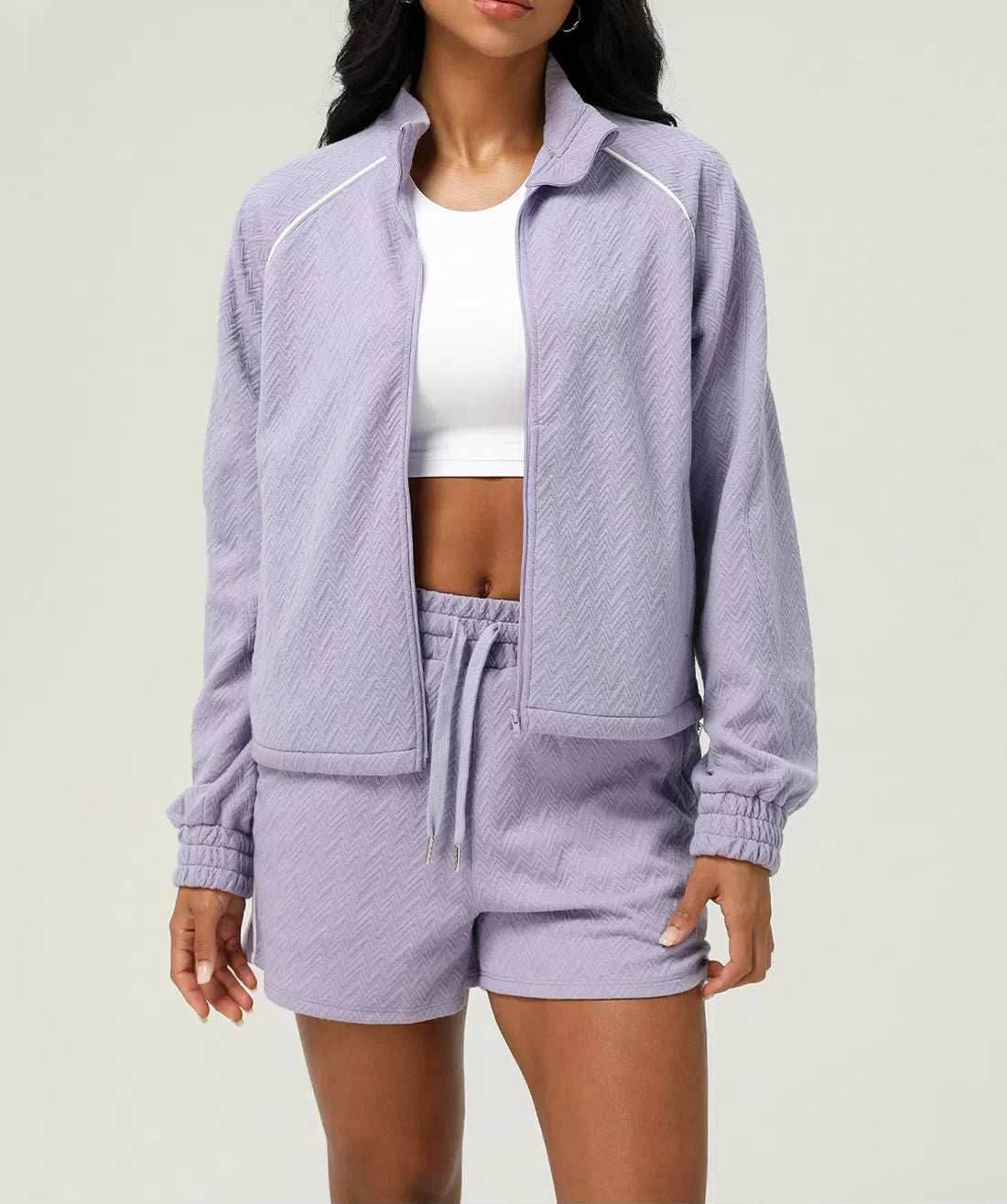 Casual sportkläder set med jacka och shorts