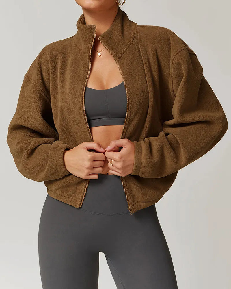 Kort jacka i polar fleece med ståkrage