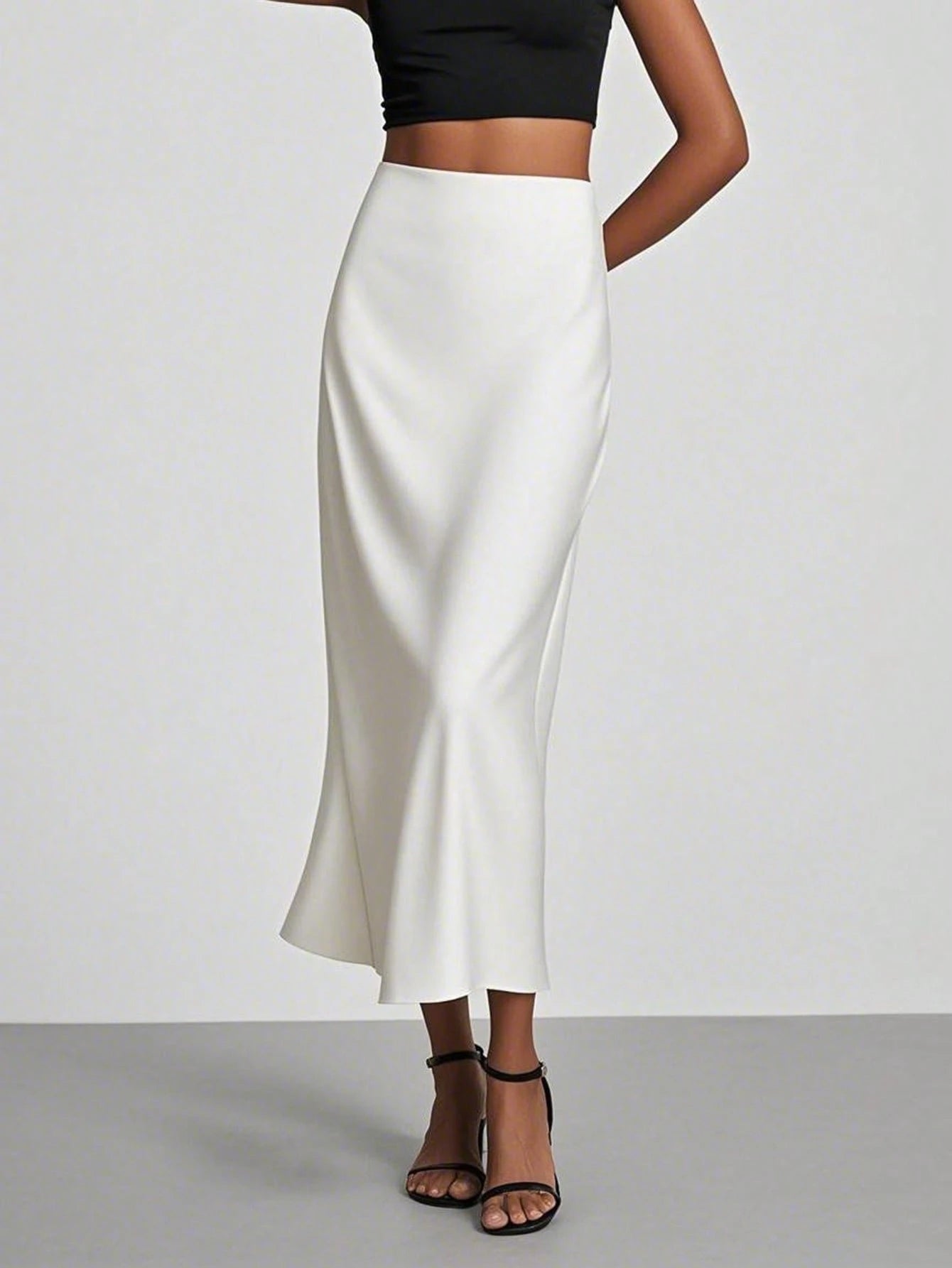 Elegant maxikjol i satin