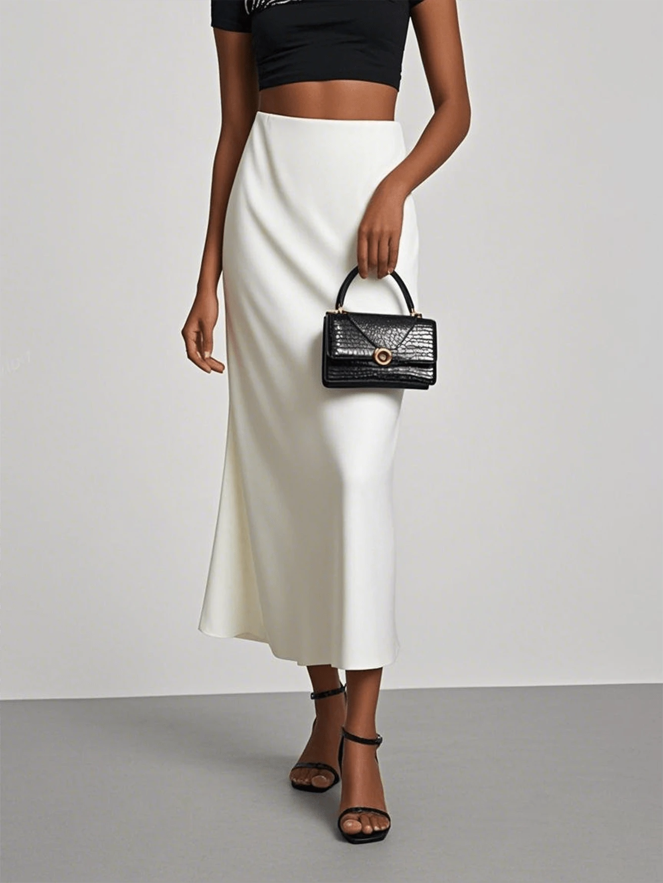 Elegant maxikjol i satin