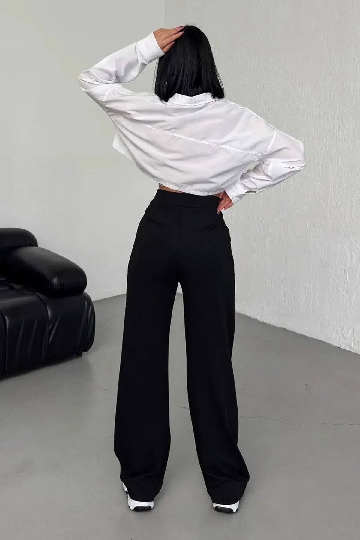 Tilda högmidjade lösa byxor