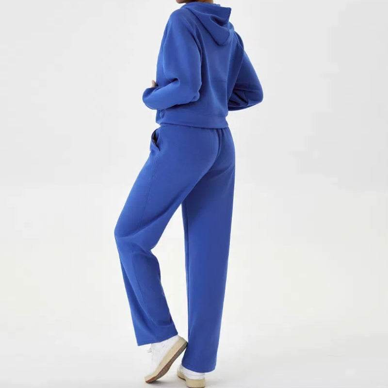 Evania sportset med huvtröjor och byxor