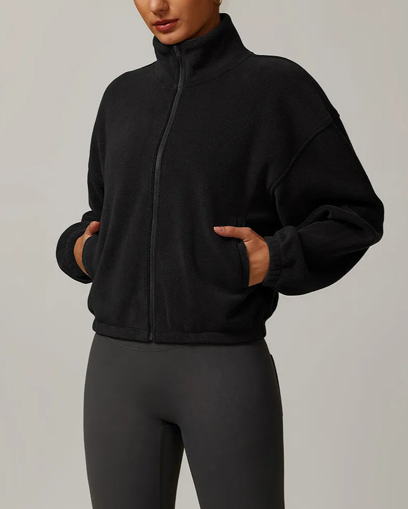 Kort jacka i polar fleece med ståkrage