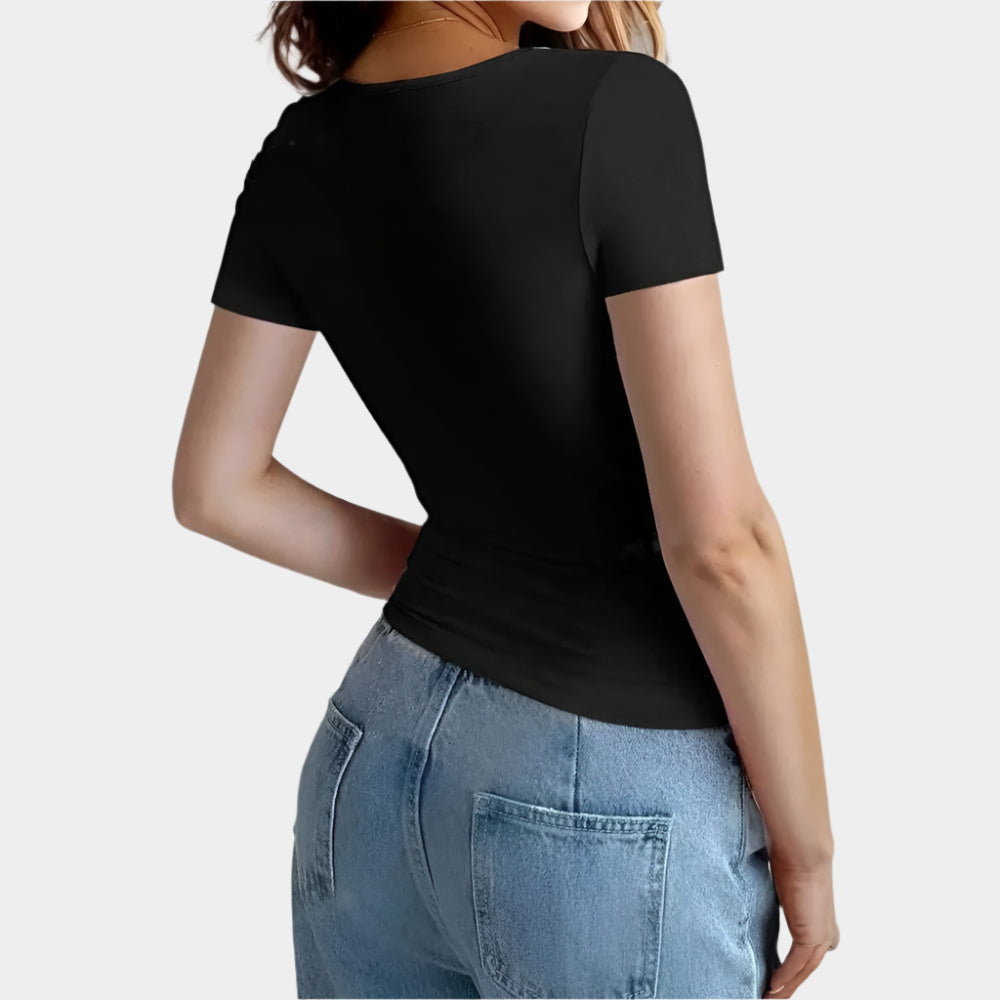 Kort smal t-shirt med rund hals