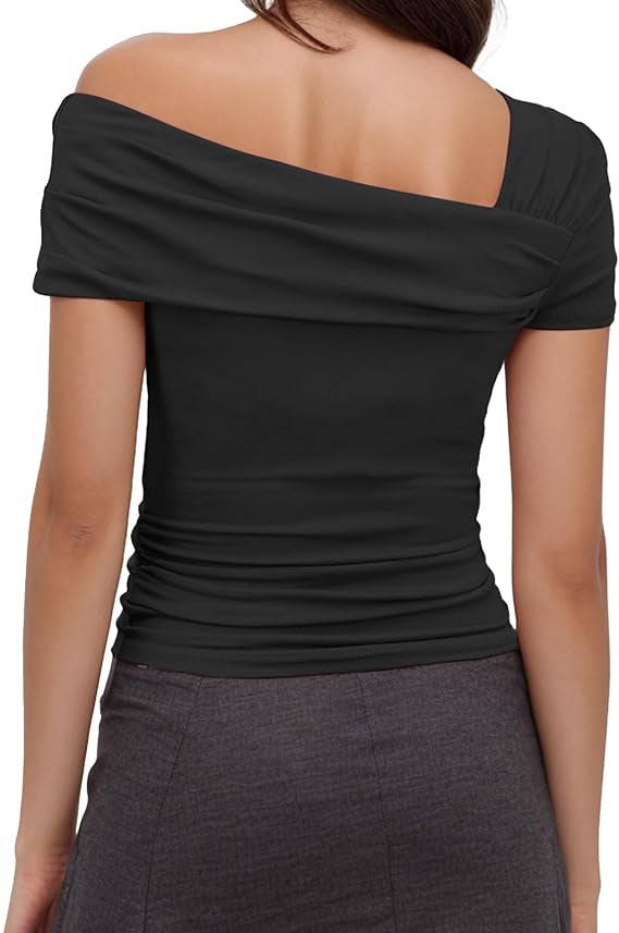Arriela crop top med en axel