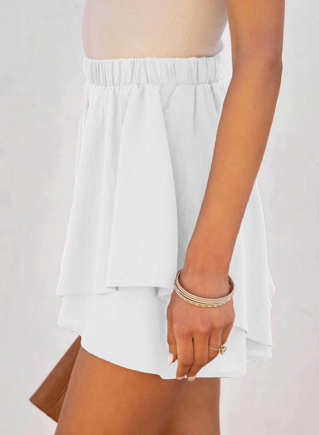 Shorts med hög midja och volanger