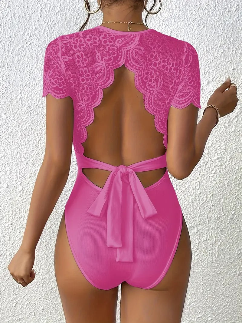 Randig jumpsuit med stickad bar rygg