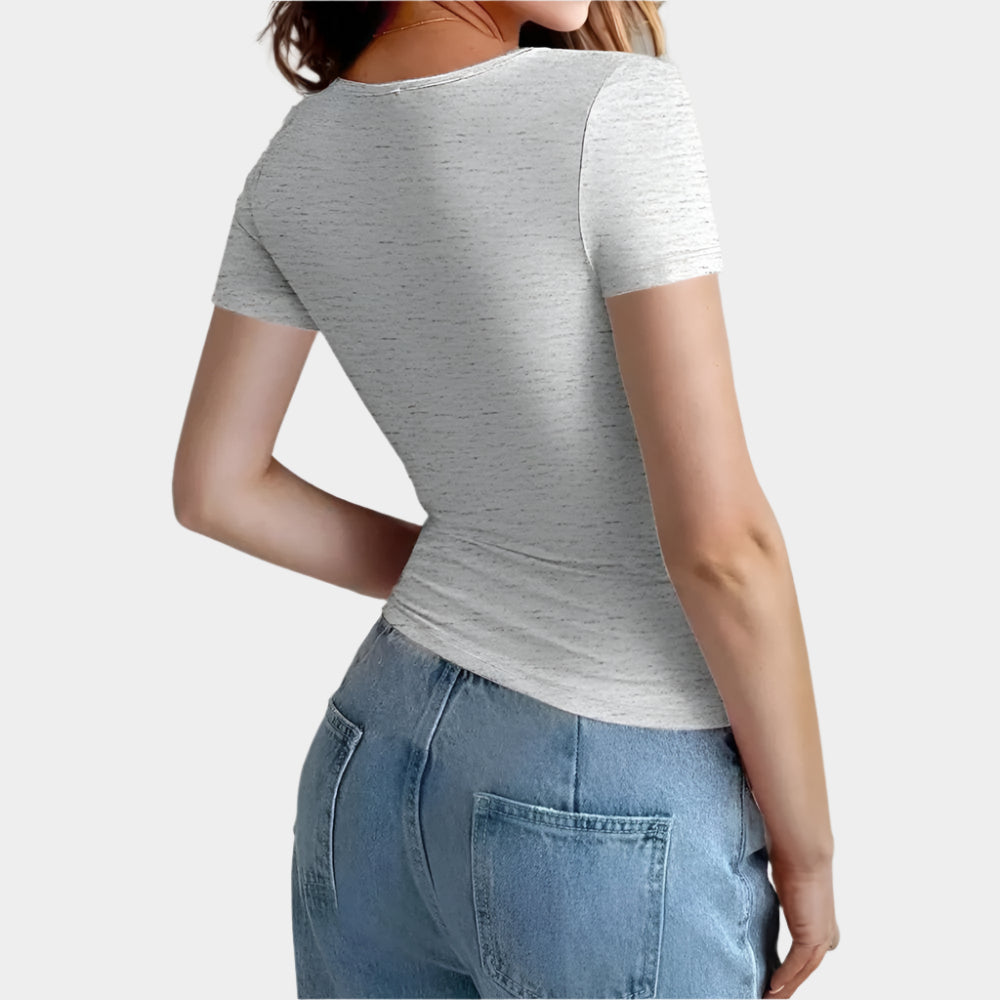 Kort smal t-shirt med rund hals