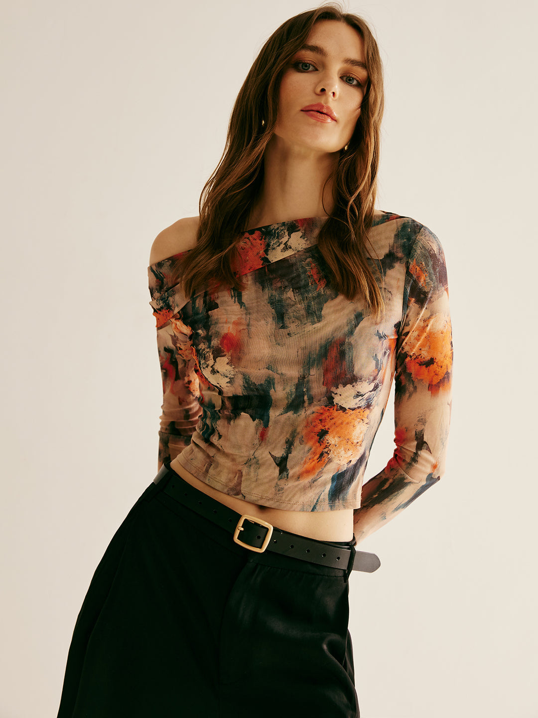 Retro-t-shirt med asymmetrisk krage