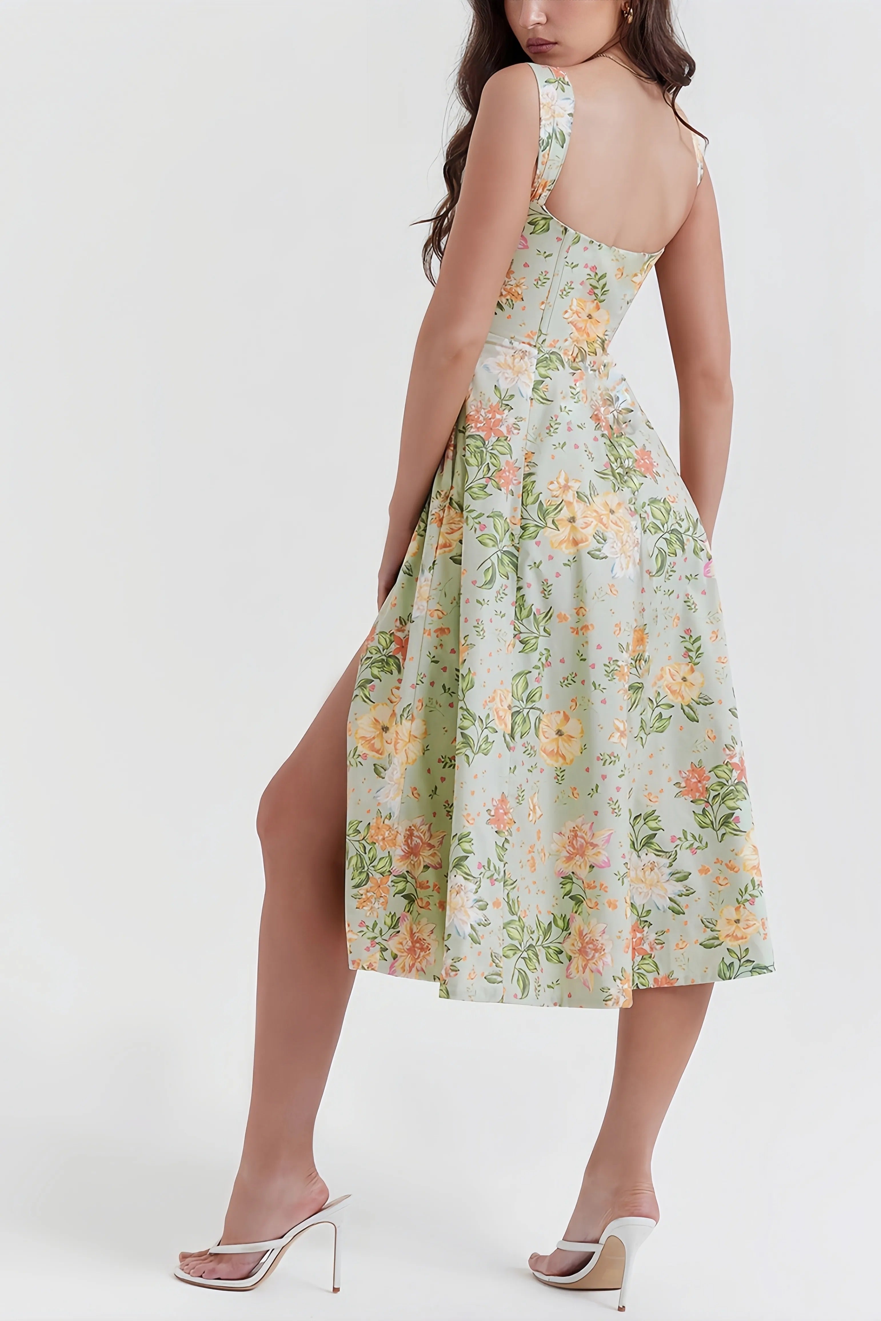 Selia grön blommig midiklänning med slits