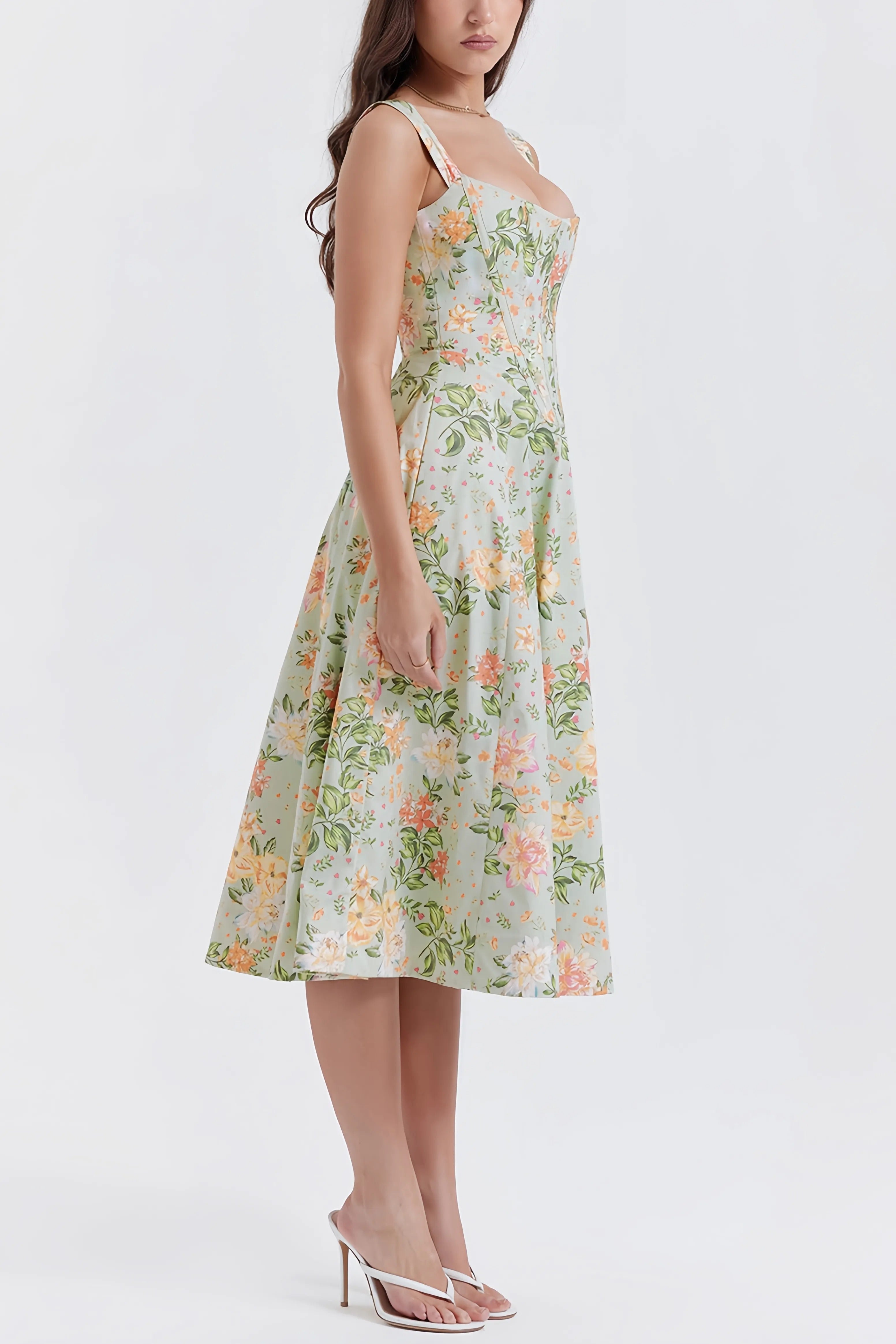 Selia grön blommig midiklänning med slits