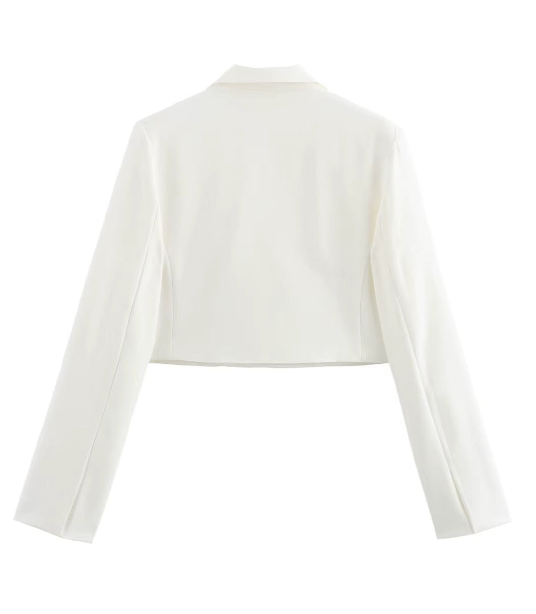 Kort elegant kappa med öppen front