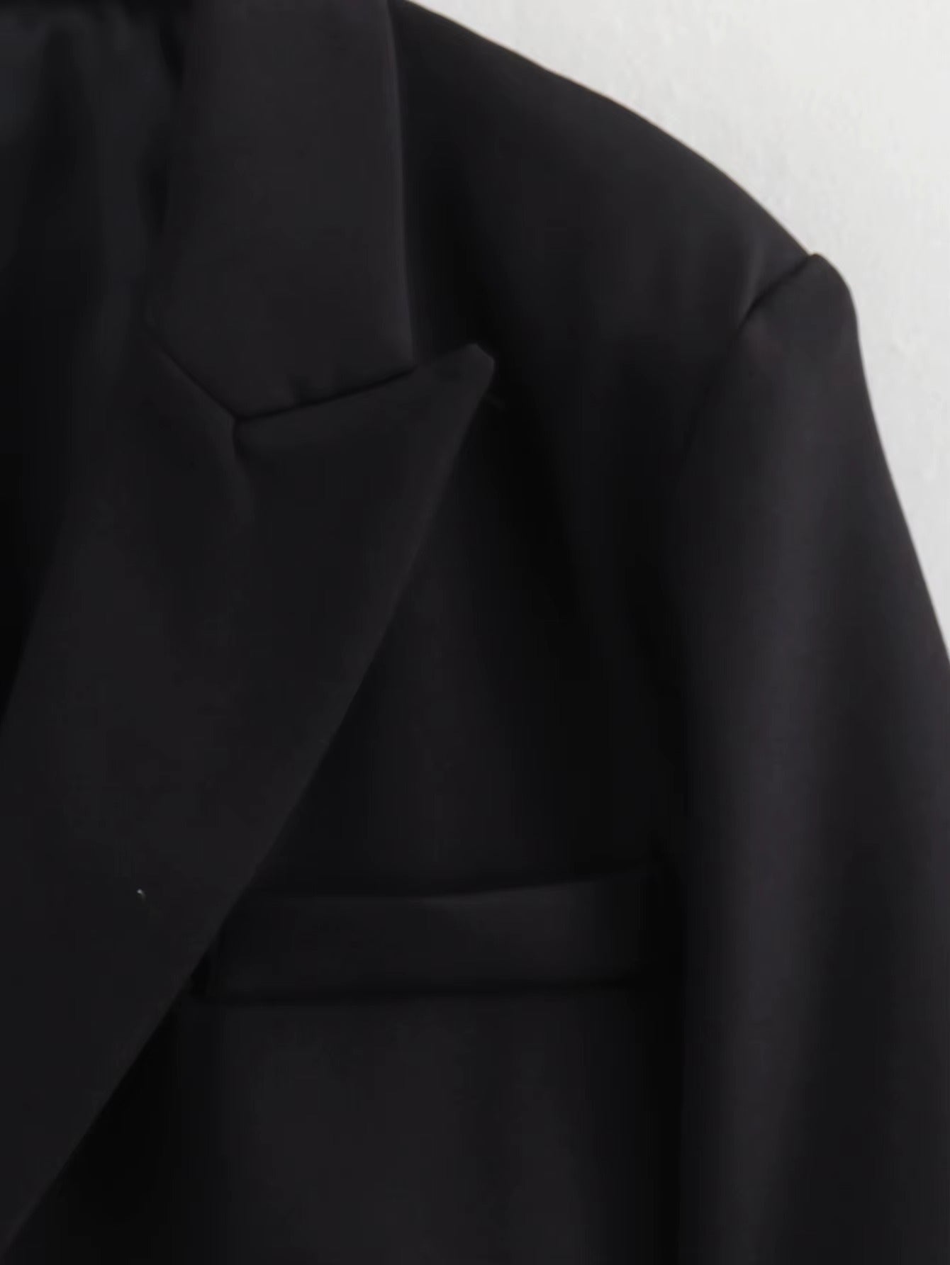 Kort elegant kappa med öppen front