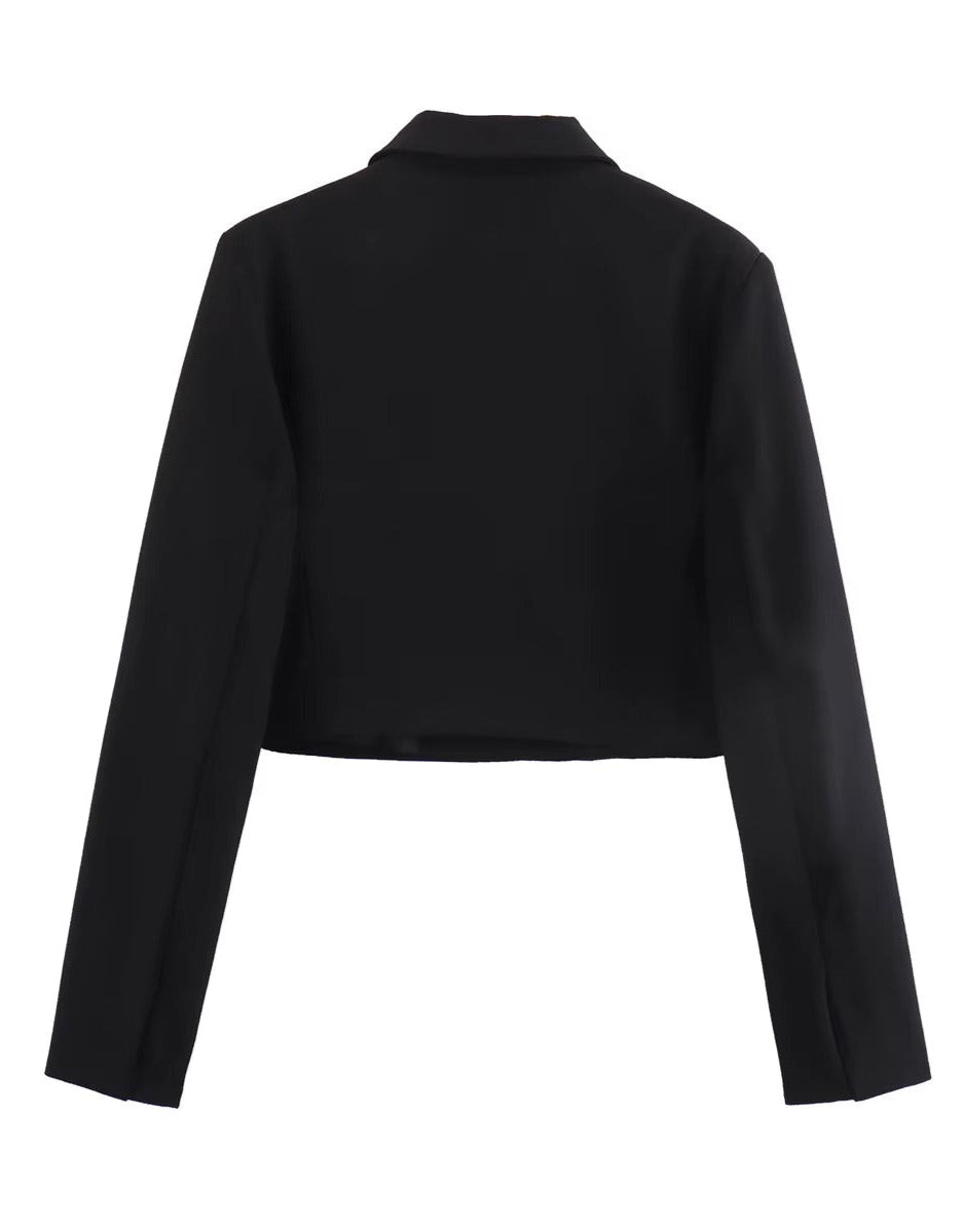 Kort elegant kappa med öppen front
