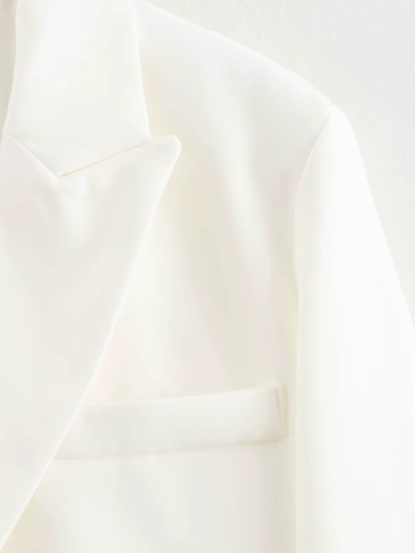 Kort elegant kappa med öppen front
