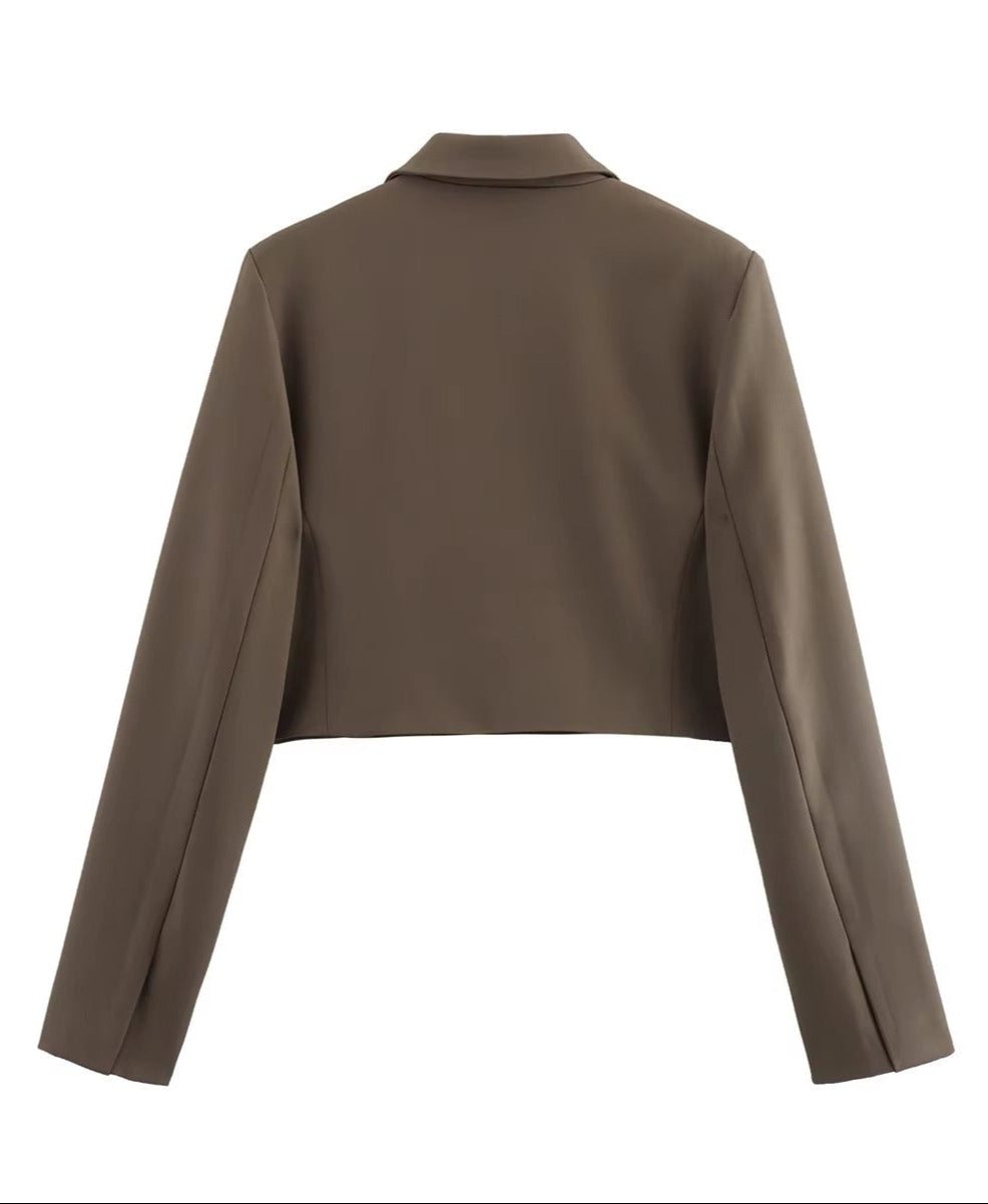 Kort elegant kappa med öppen front