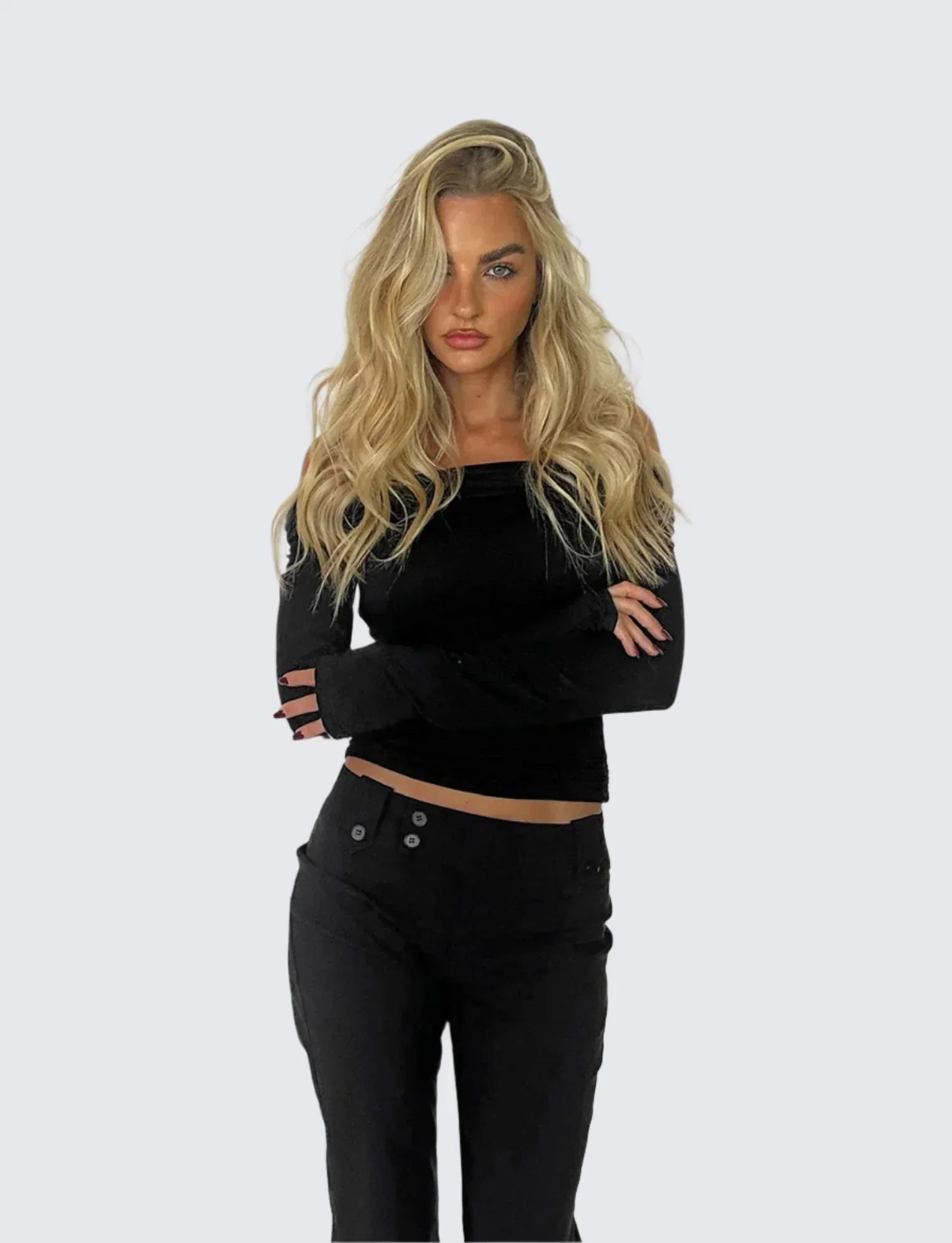 Snygg topp med off-shoulder-mönster och utskärning baktill