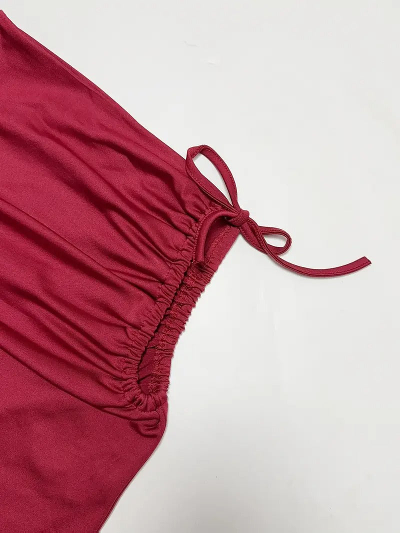 Ärmlös topp med dragsko och spets