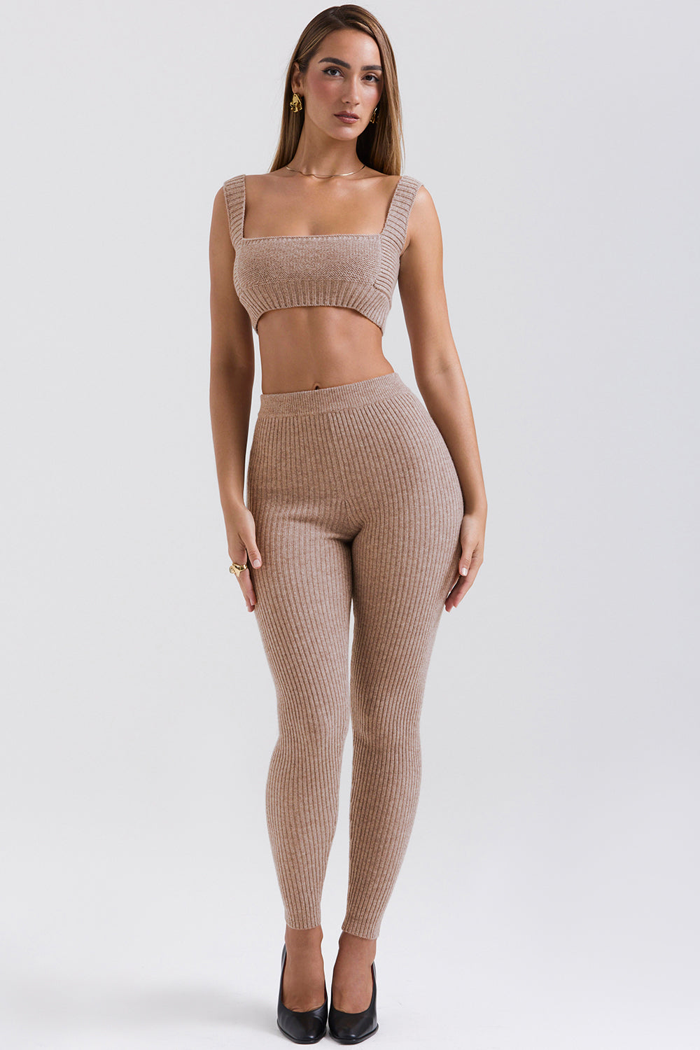 Stickad mjuk cardigan med bralette och leggings