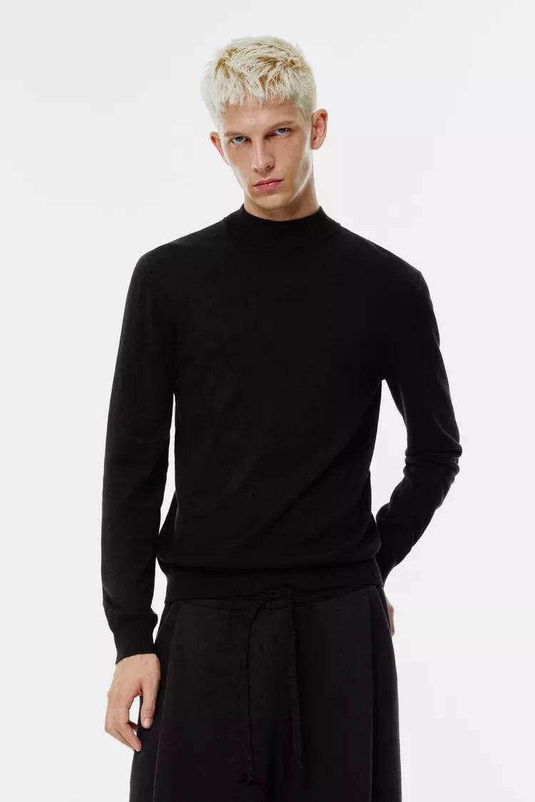 Niko svart resväska med rund krage