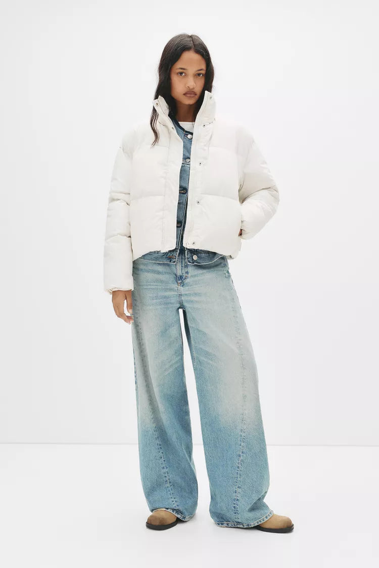 Inny vit, avslappnad, lätt bomullsjacka