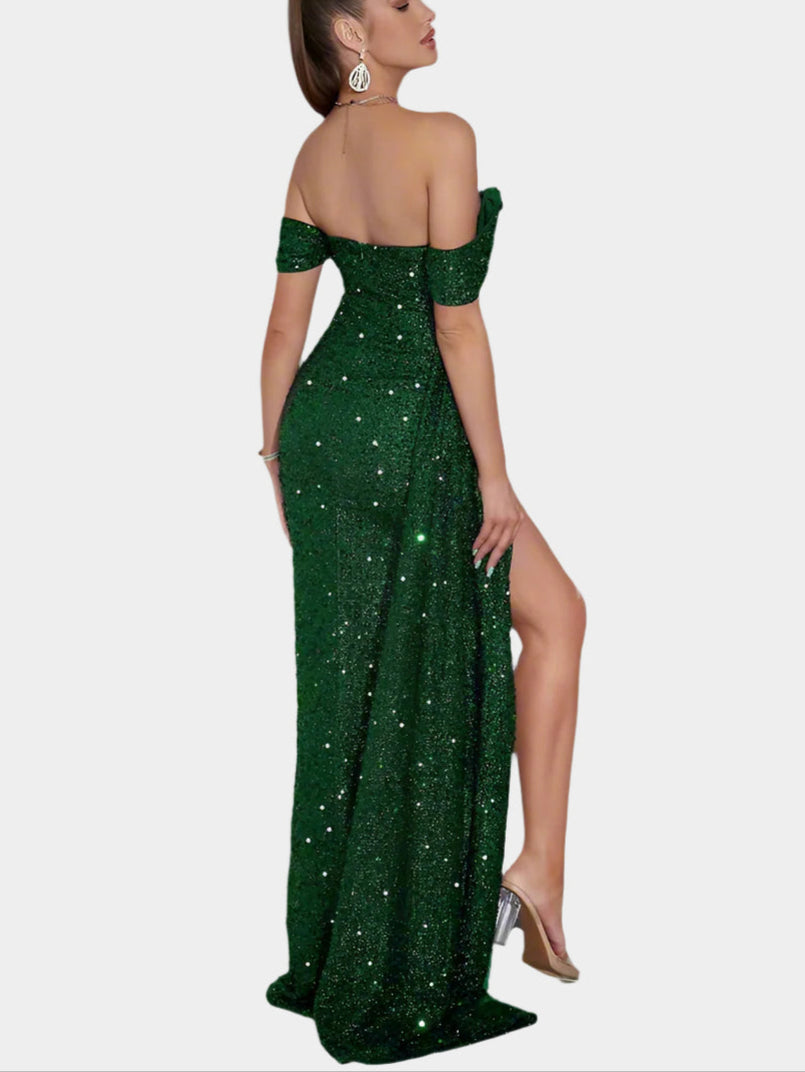 Seraphina axelbandslös maxiklänning med elegant slits