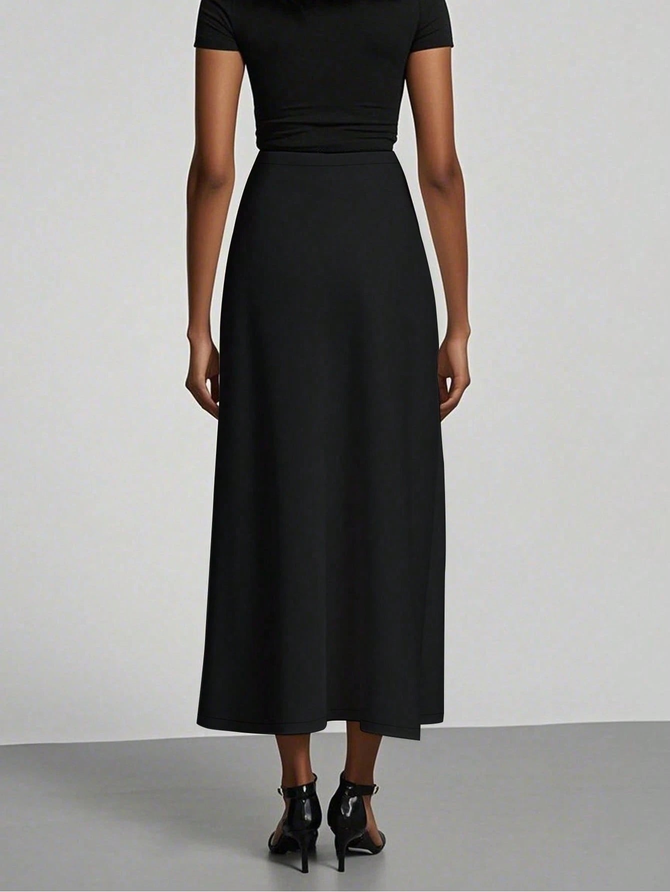 Elegant maxikjol i satin