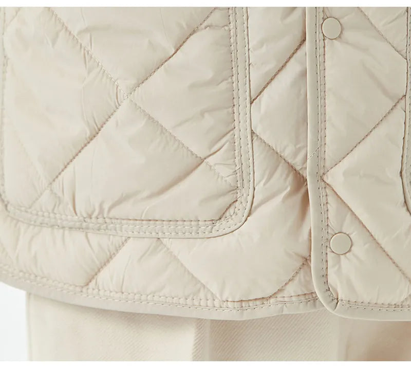 VIKY vinterjacka i bomull med rund krage och fickor