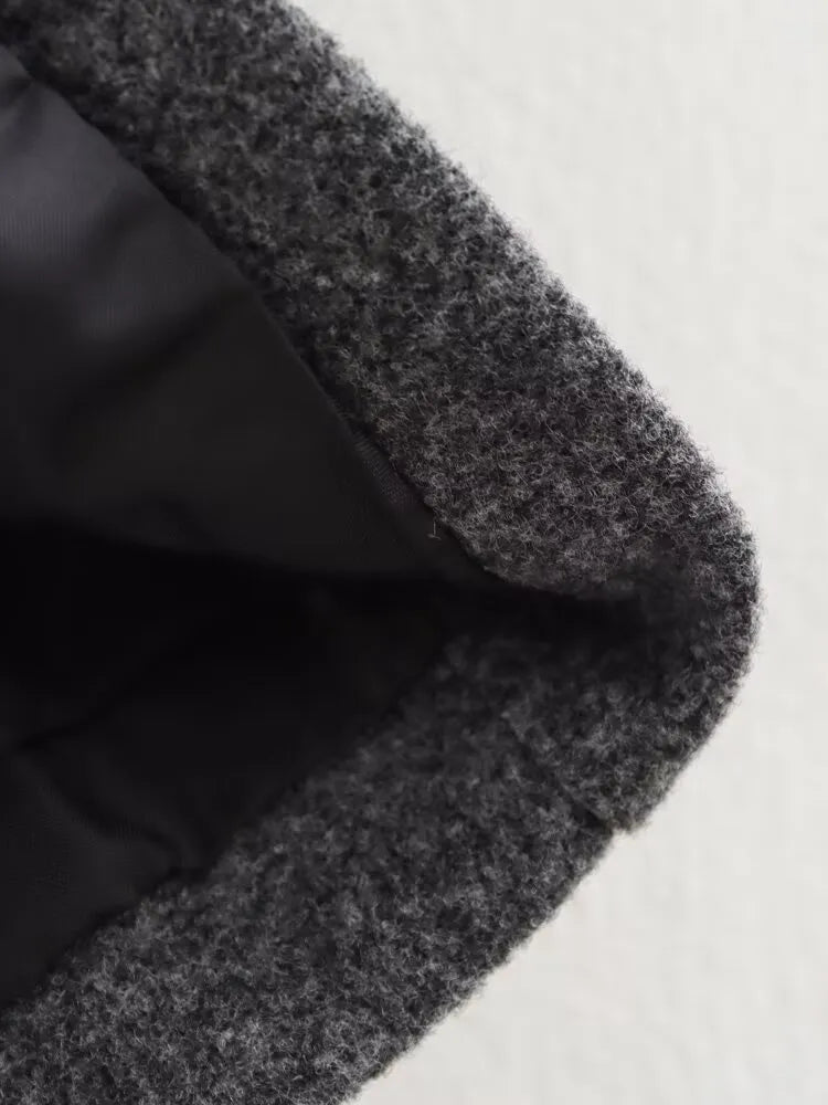 Andiaaa grå ulljacka, kort med dubbla rader knappar