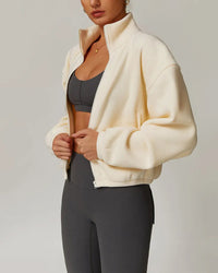 Kort jacka i polar fleece med ståkrage