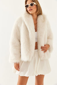Fluffig päls jaketa