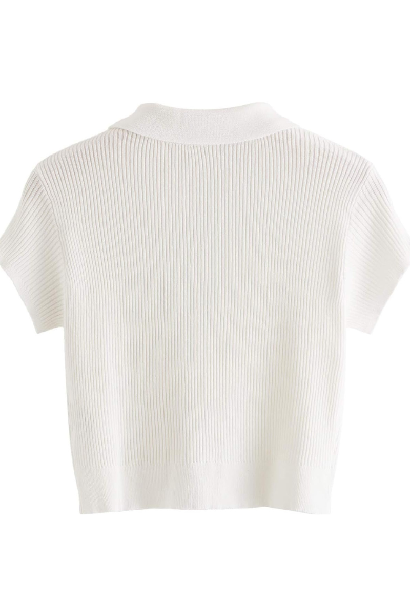 T-shirt med hög krage och halv knapp