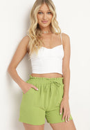 Sommarshorts med knytning fram