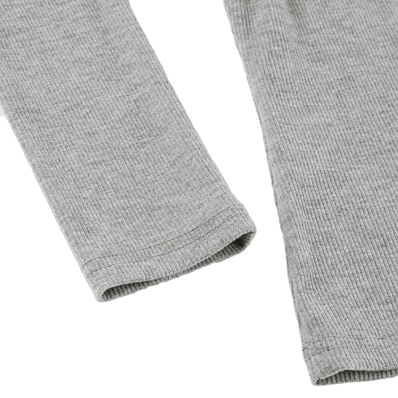 Enkel grå stickad topp med bara axlar