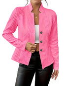 Enkelknäppt jacka med linjedesign