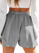 Shorts med hög midja och volanger