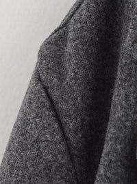 Andiaaa grå ulljacka, kort med dubbla rader knappar