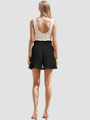Högmidjade shorts med spets