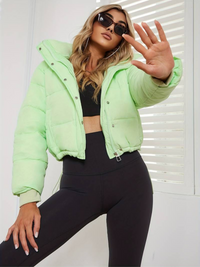 Plisserad jacka i slim-fit-modell