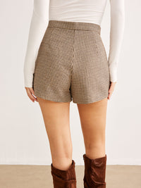 Rutiga shorts med knappknäppning framtill