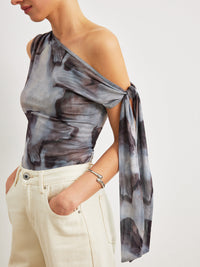 Draperad topp med asymmetrisk halsringning och mesh