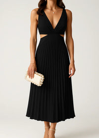 Ella-klänning med V-ringning och bar rygg