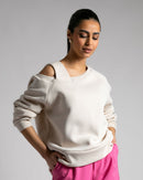 Långärmad fleecetröja med off-shoulder-mönster i krämfärgad färg