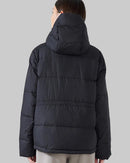 Esmeralda vadderad jacka med huva och knappar