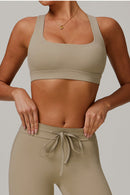 Cassia Sport-set med byxor + blus + behå