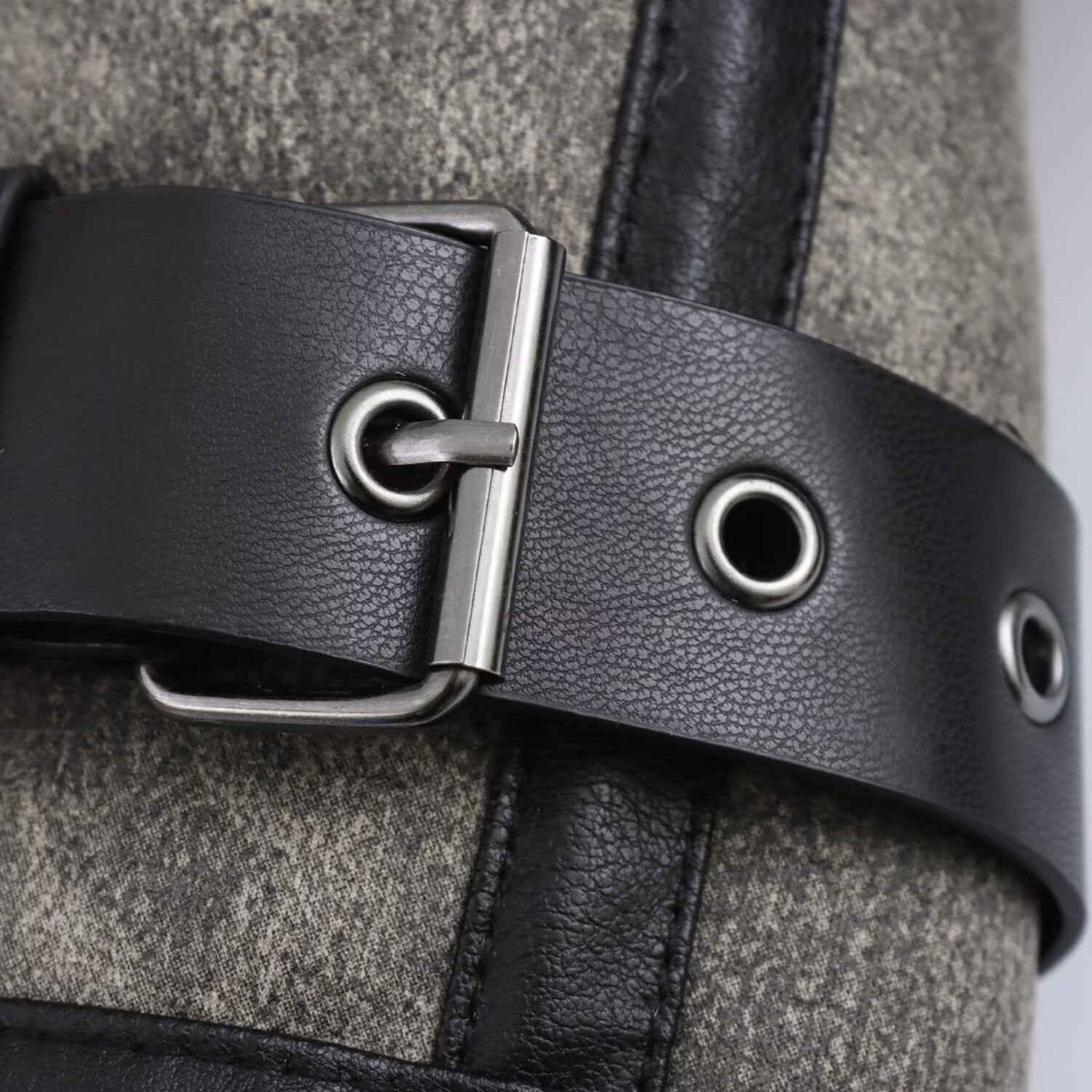 Andreas grå fleecejacka med långa ärmar och dragkedja fram