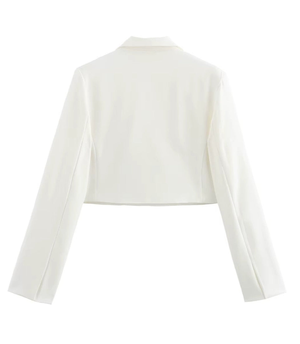 Kort elegant kappa med öppen front
