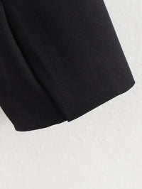 Kort elegant kappa med öppen front