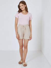 Shorts med spetskant